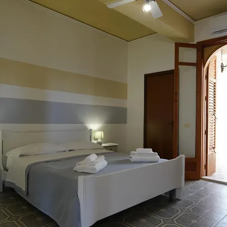 Dolce - Panorama A Con Parcheggio Privato Hébergement de vacances *