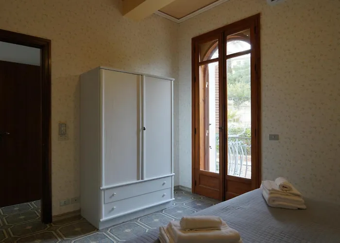 Dolce - Panorama A Con Parcheggio Privato Vakantiehuis